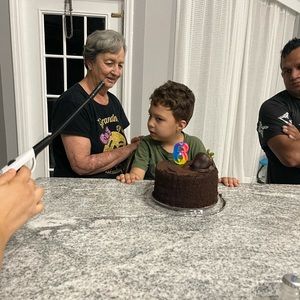 Meet your Posher, Maria